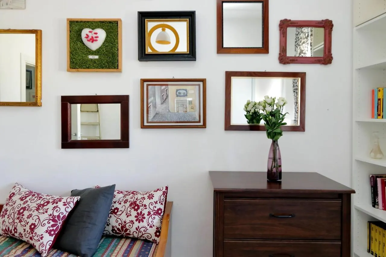 Casa Rossi Roma Apartment Italy