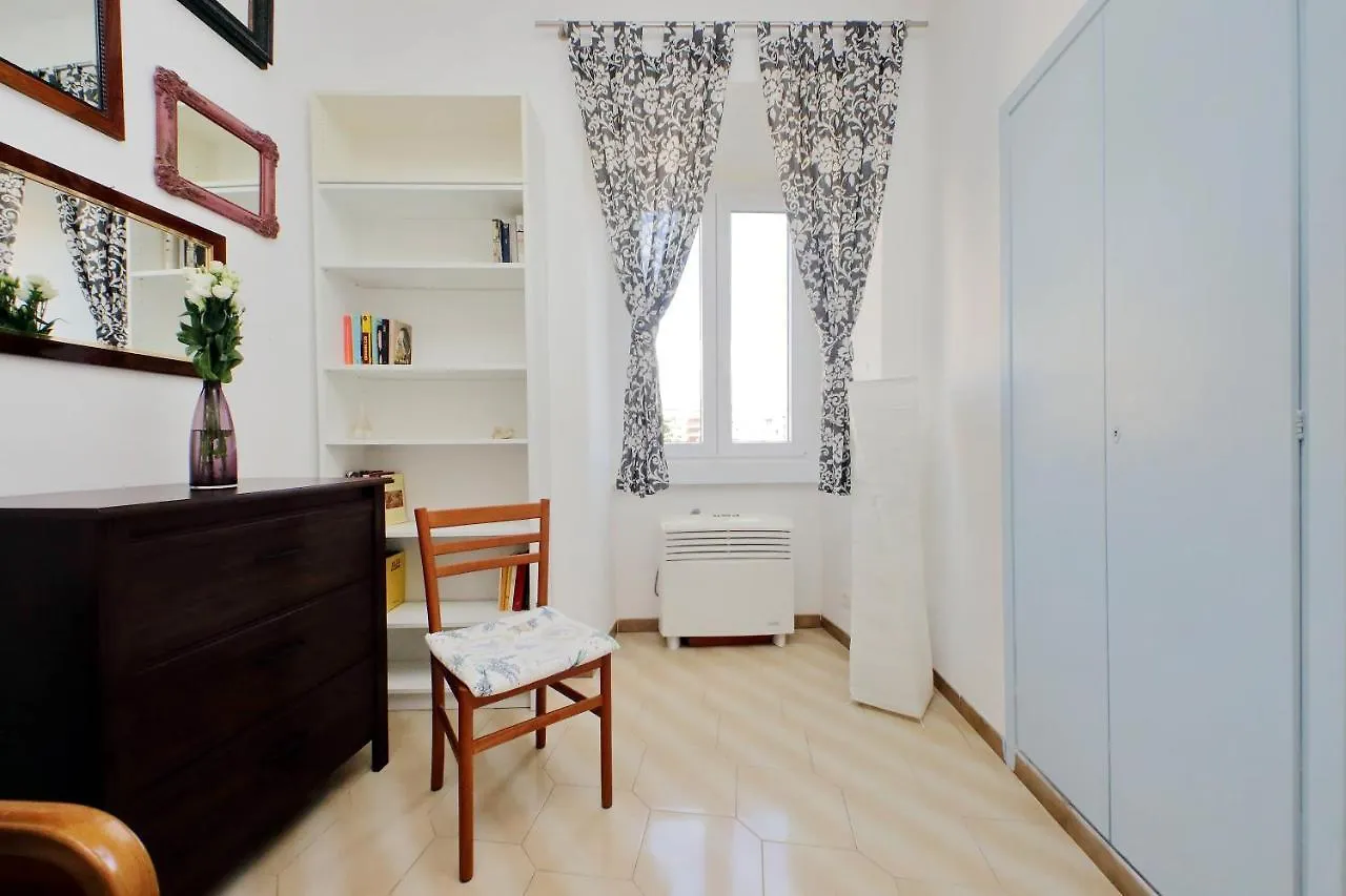 Casa Rossi Roma Apartment 0*, Rome Italy