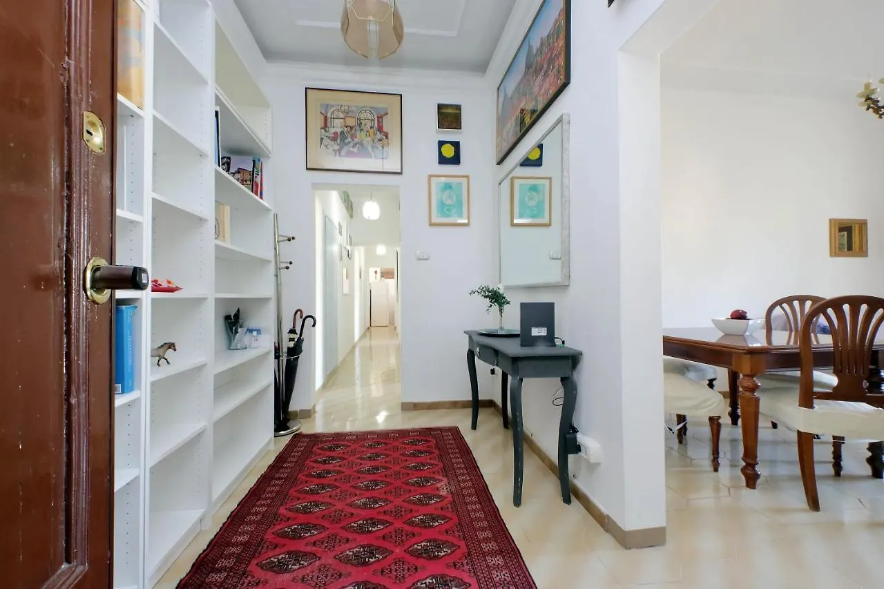 Casa Rossi Roma Apartment Italy